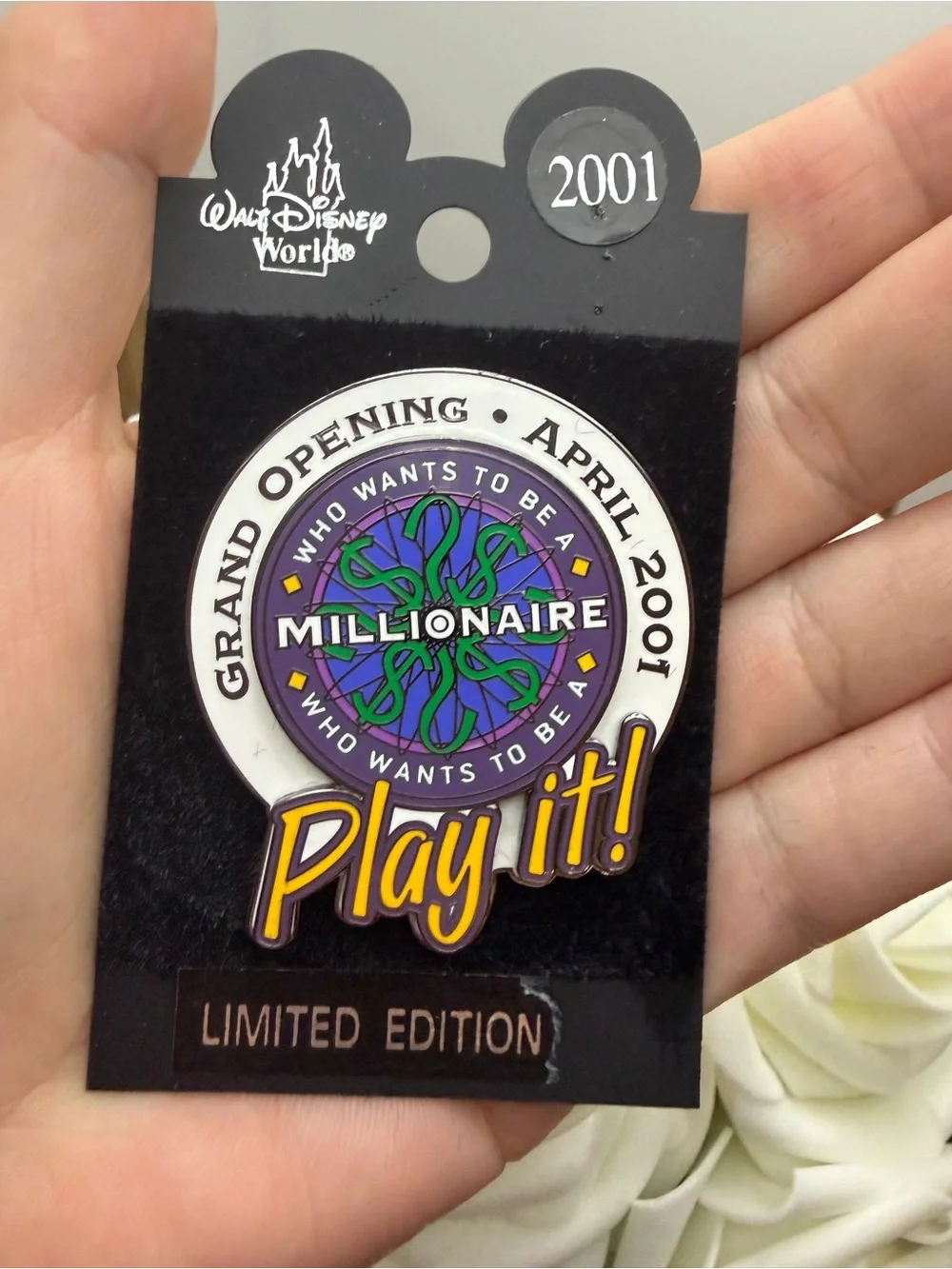 Walt Disney World 'Play It! Millionaire' Limited Edition Pin